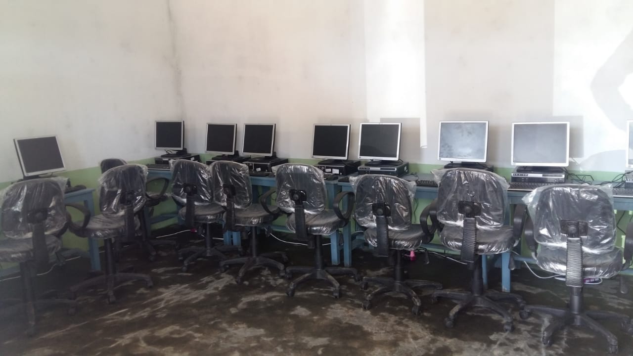 Computer Lab Image 1
